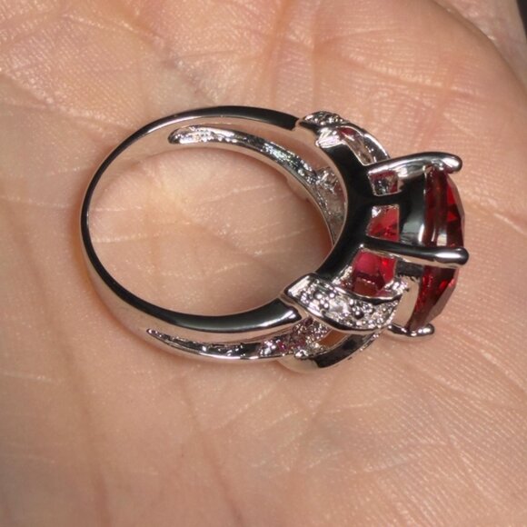 Sterling Silver Ring with Red Stone CZ Accents Size 7.25 - Picture 7 of 8